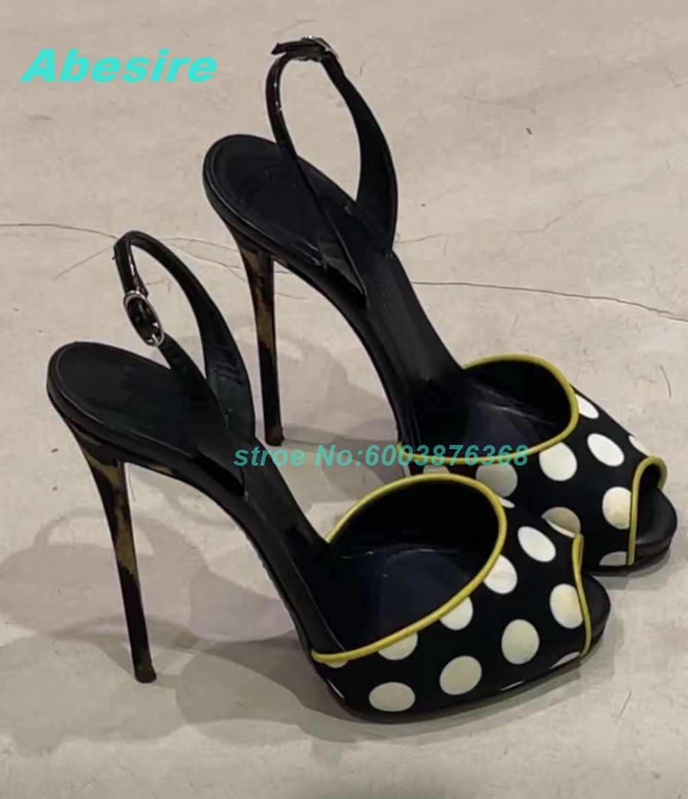 Polka Dot Patchwork Two-Tone S - огляд і ціна Women'S Fashion Show