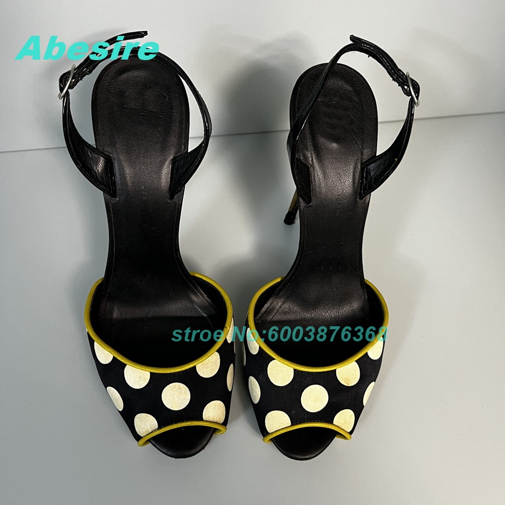 Polka Dot Patchwork Two-Tone S - огляд і ціна Women'S Fashion Show