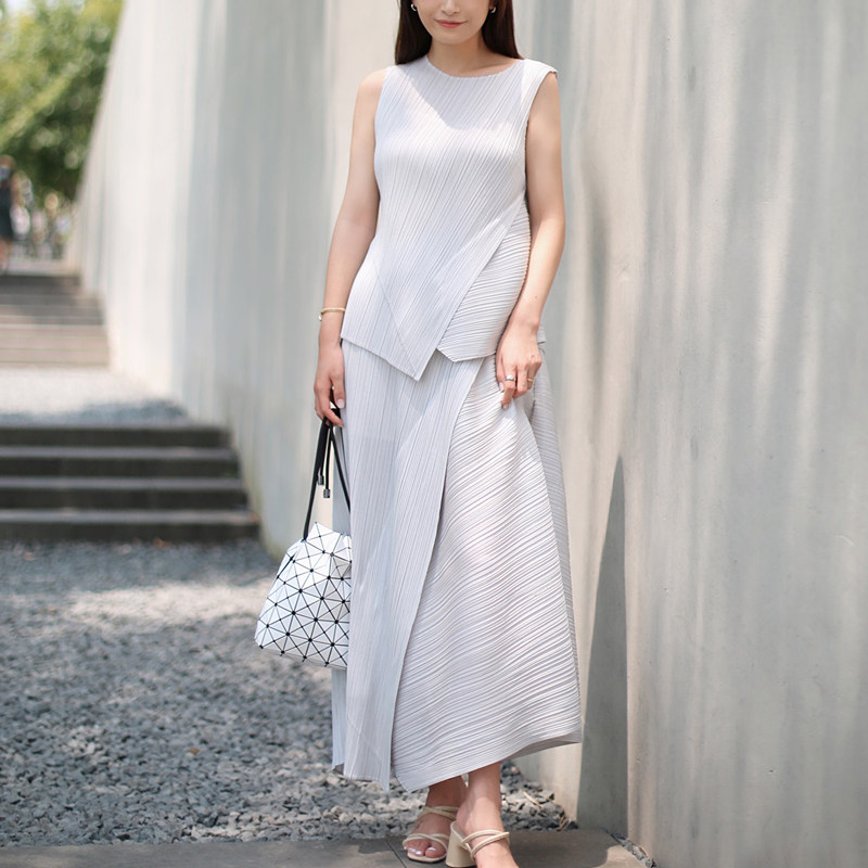 Women's Light Gray Pleated Sle - огляд і ціна Asymmetric Top Women