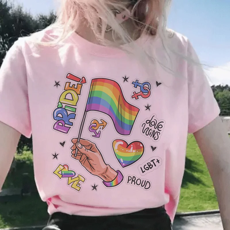 LGBT Aesthetic Women's T-shirt - огляд і ціна Women'S Fashion Vogue