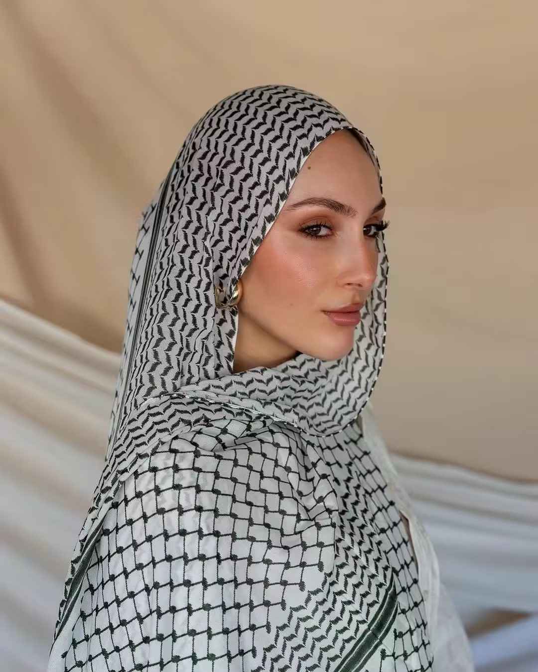 Hot Arab Chiffon Scarf Women M - огляд і ціна Women Fashion Uae